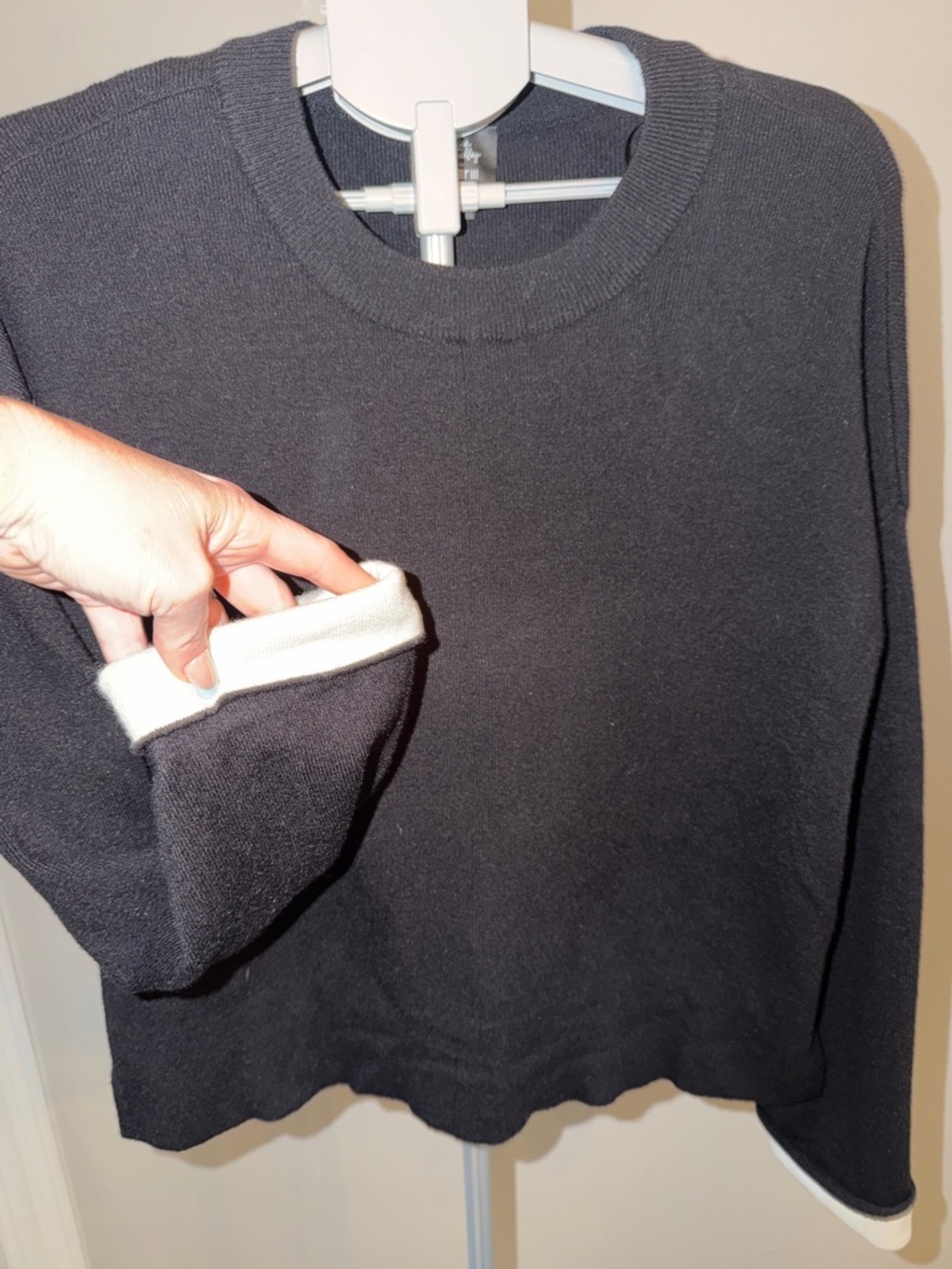 Becca Tilley x Contrast-Cuff Crewneck Sweater Black Size S
